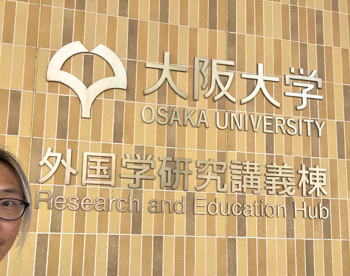 ウクライナの学生たちと大阪大学を訪問